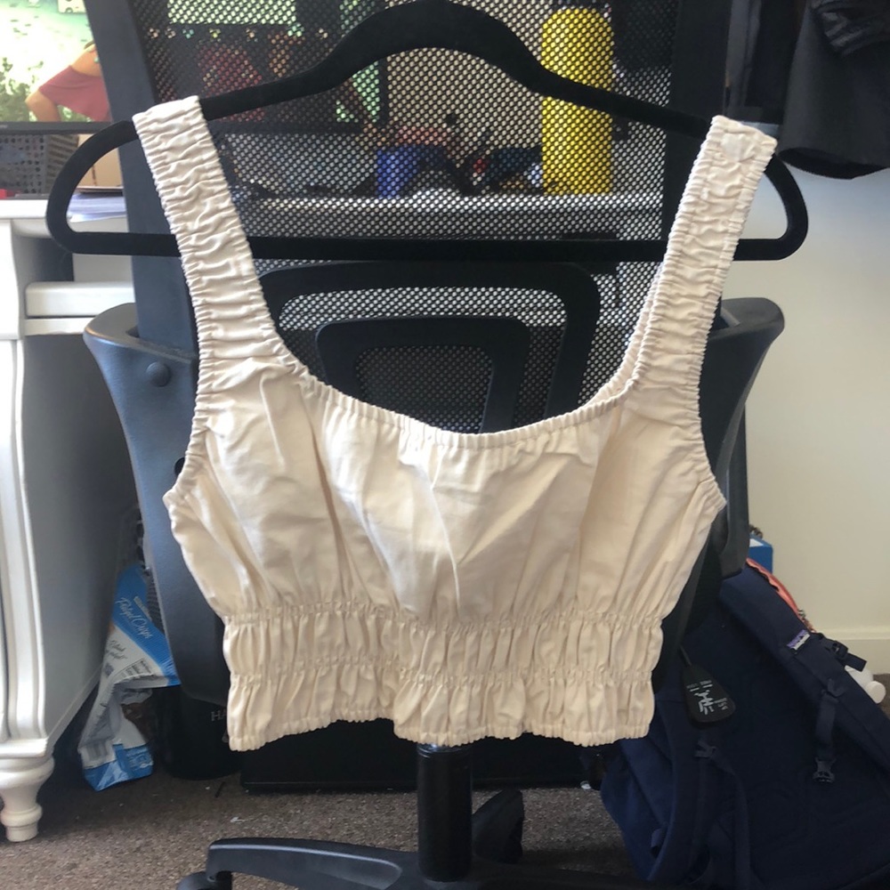 BRAND NEW cute crop top